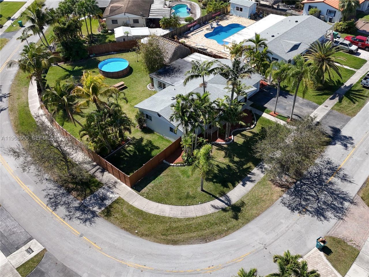 9000 SW 184th Ter, Cutler Bay, FL 33157 Photo