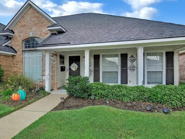 3301 Colonial Drive , Bossier City, LA 71111