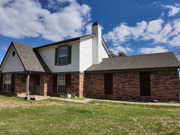 108 Willow Lake Lane, Crandall, TX 75114
