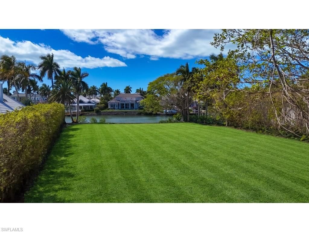 980 Galleon Dr , Naples, FL 34102 Photo