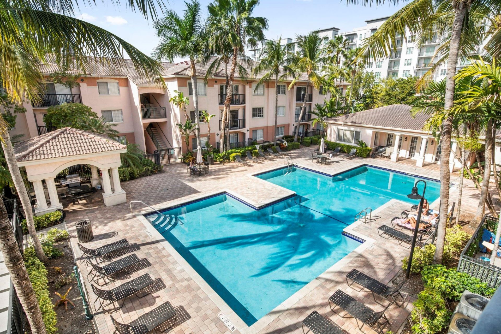 2005 SE 10th Avenue, Unit 410, Fort Lauderdale, FL 33316 Photo