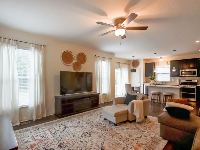 8661 Crooked Maple Drive, Blacklick, OH 43004 Photo 16