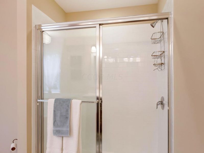 8661 Crooked Maple Drive, Blacklick, OH 43004 Photo 34