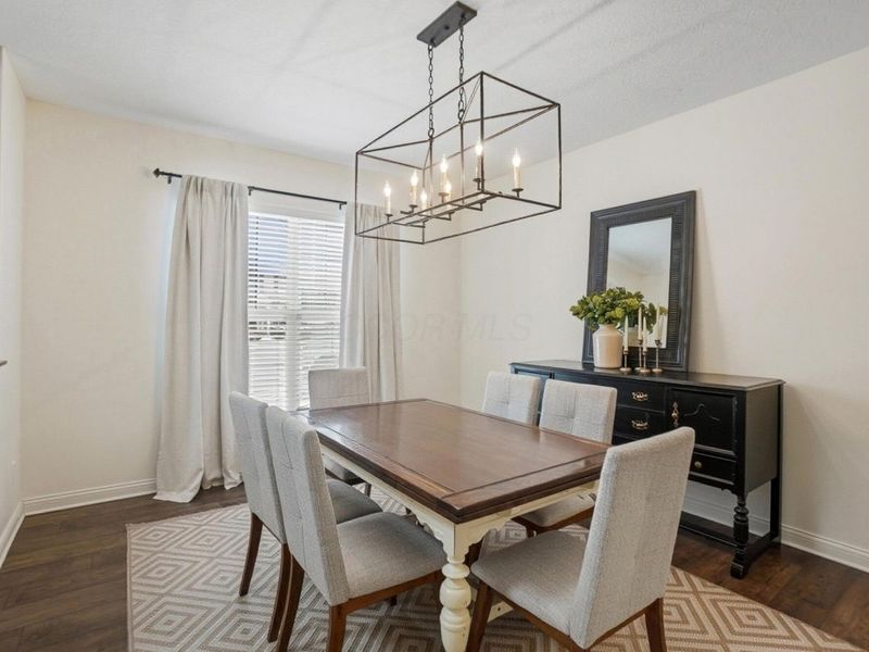 8661 Crooked Maple Drive, Blacklick, OH 43004 Photo 5