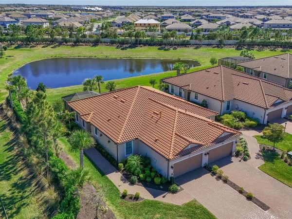 15792 SACILE LANE, LAKEWOOD RANCH, FL 34211