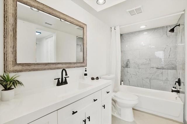 5220 Brittany Drive S, Unit 106, Saint Petersburg, FL 33715 Photo