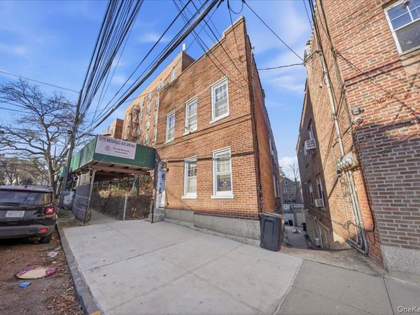 5783 Mosholu Avenue , Bronx, NY 10471