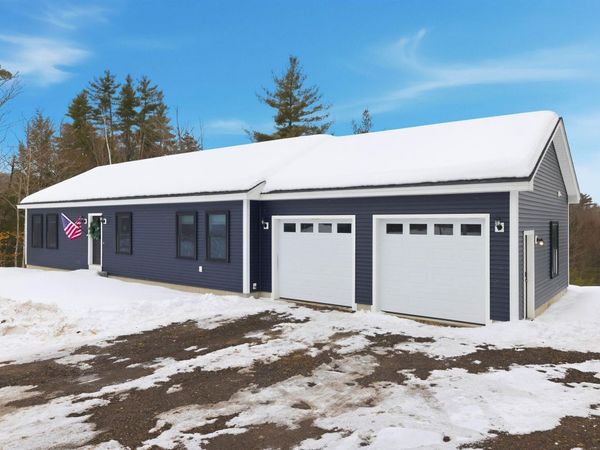 33 West Meadow Road, Pittsfield, NH 03263