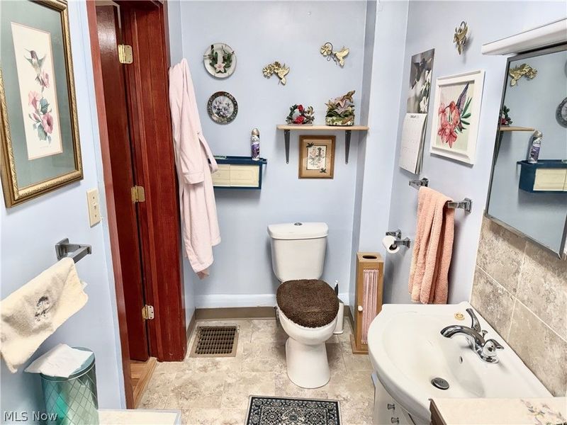 644 Tremont Avenue SW, Massillon, OH 44647 Photo 28