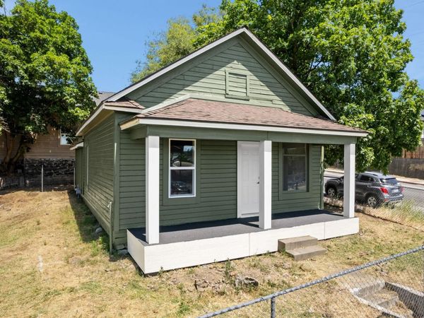 1604 W Maxwell Ave, Spokane, WA 99201