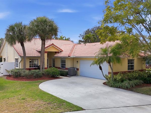 3800 Riverside Way, Delray Beach, FL 33445