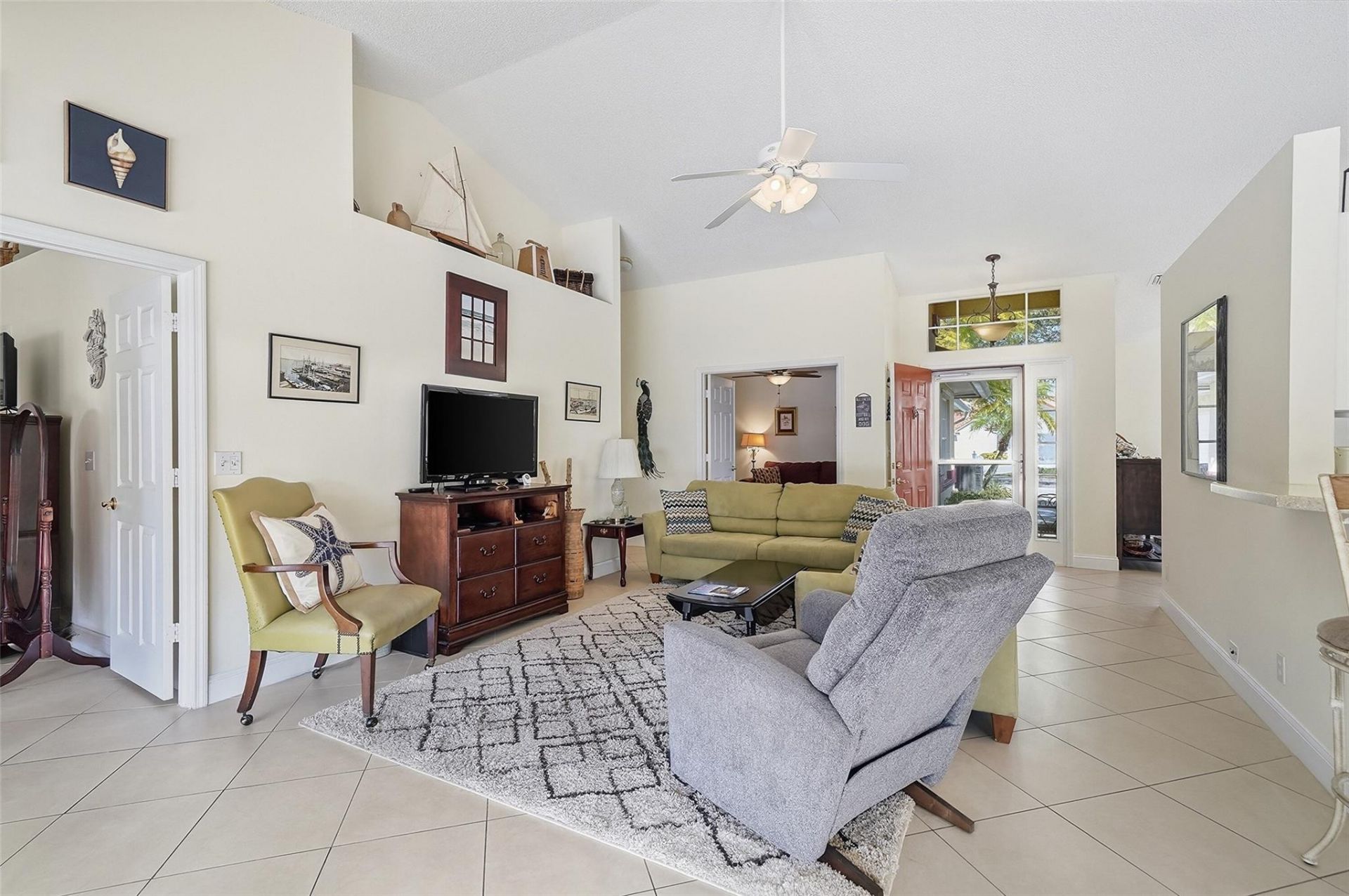 3800 Riverside Way, Delray Beach, FL 33445 Photo