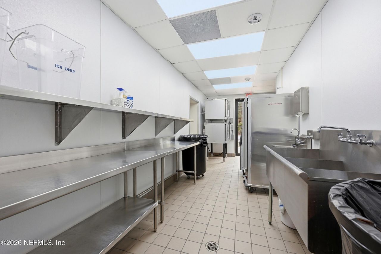 13535 W Beaver Street, Jacksonville, FL 32220 Photo