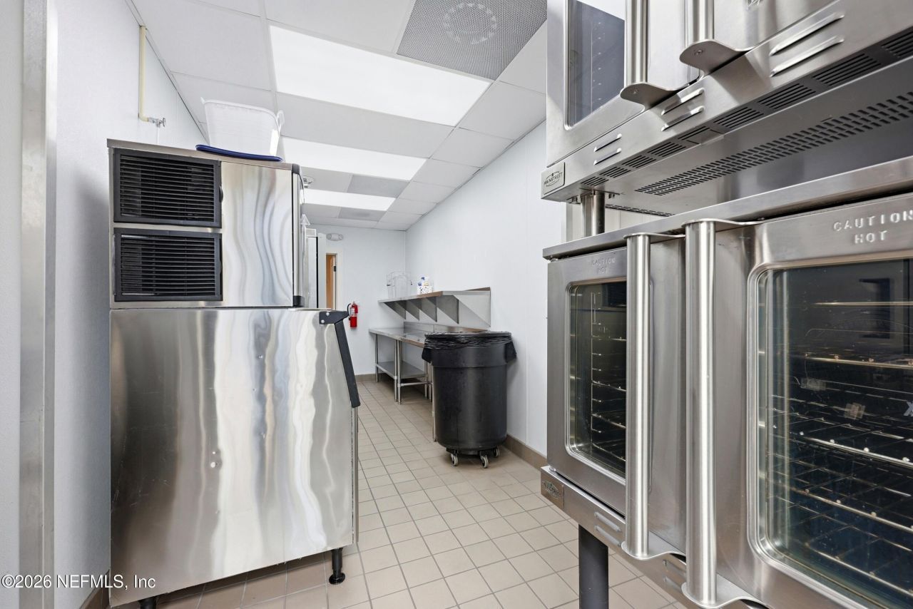 13535 W Beaver Street, Jacksonville, FL 32220 Photo