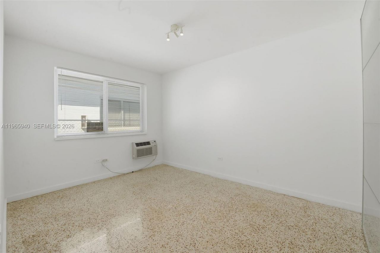 800 85th St, Miami Beach, FL 33141 Photo