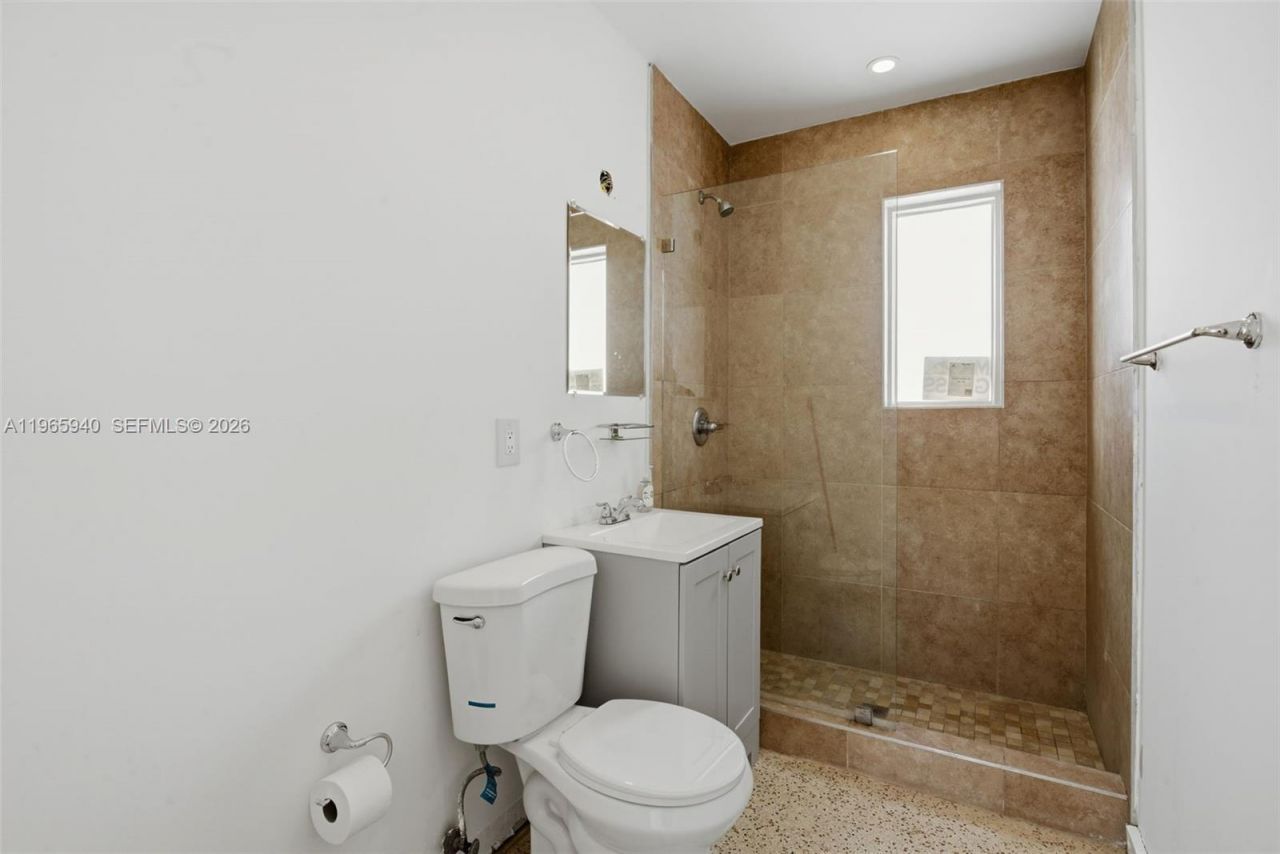 800 85th St, Miami Beach, FL 33141 Photo