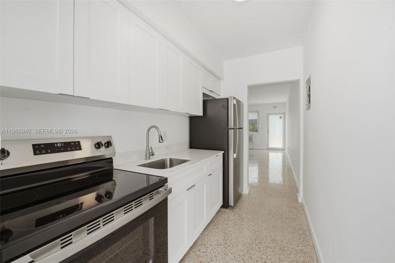 800 85th St, Miami Beach, FL 33141 Photo