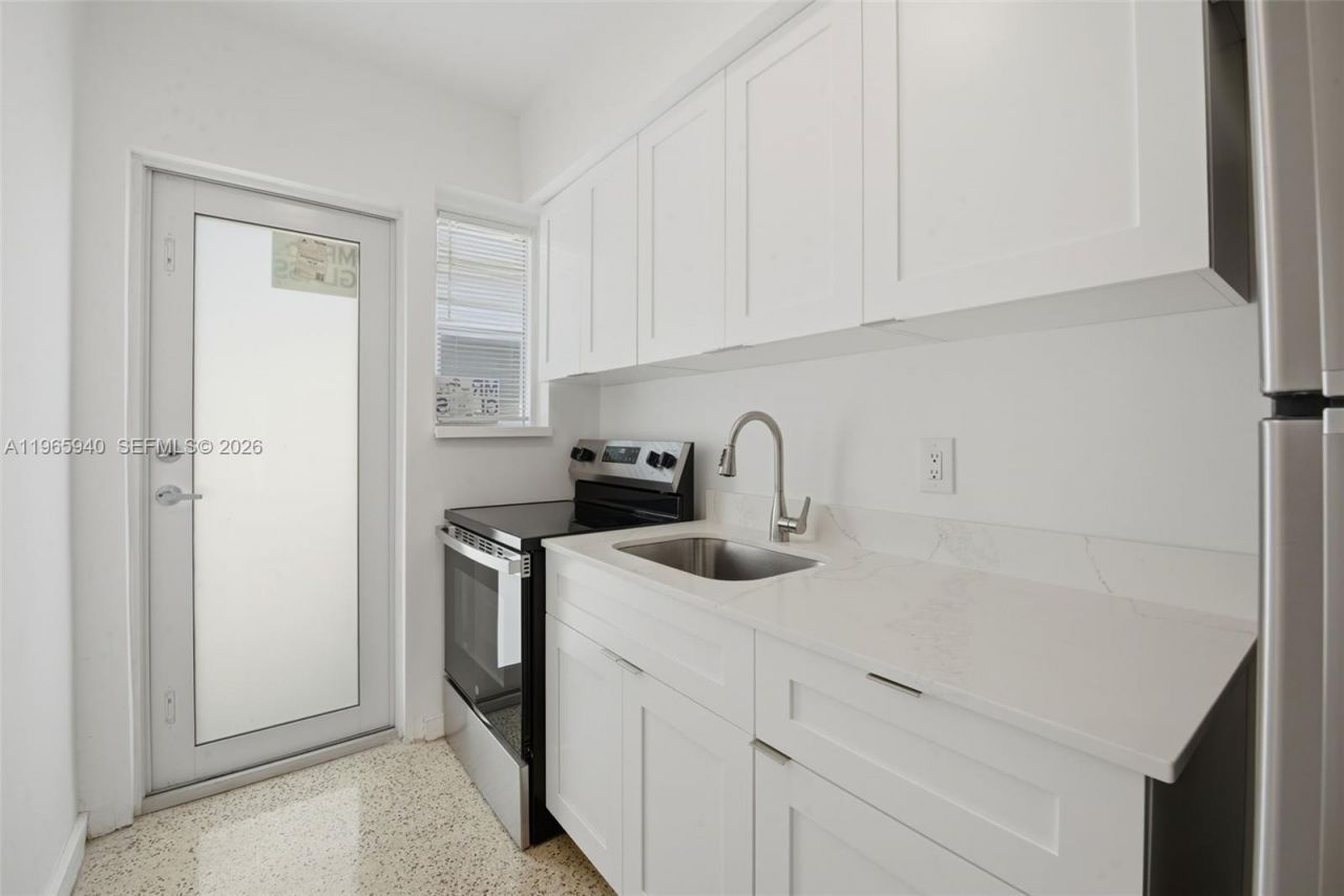 800 85th St, Miami Beach, FL 33141 Photo