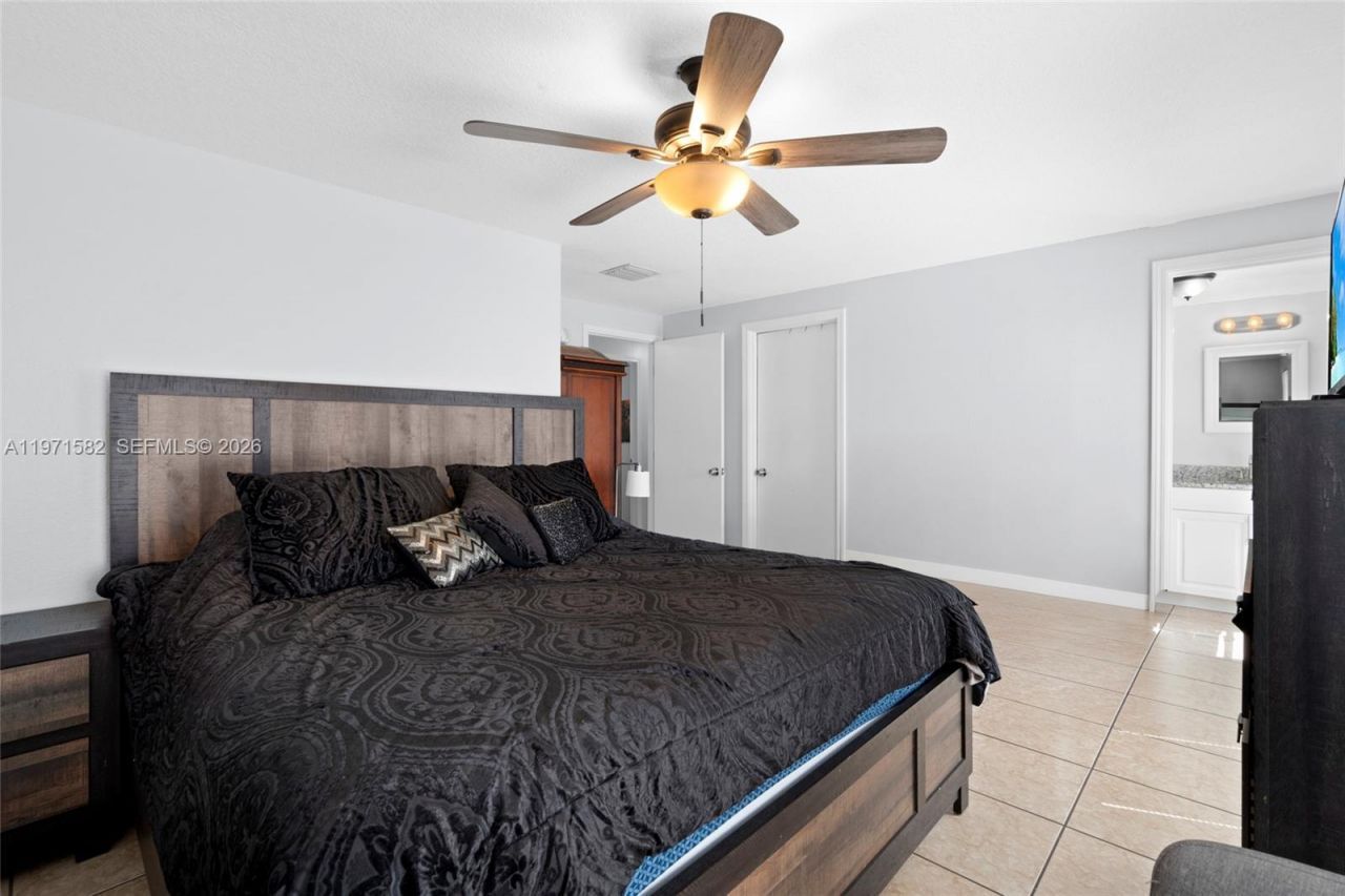 1526 SE Port St Lucie Blvd, Port Saint Lucie, FL 34952 Photo