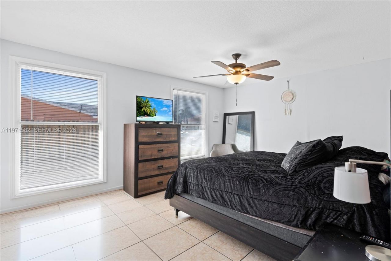 1526 SE Port St Lucie Blvd, Port Saint Lucie, FL 34952 Photo