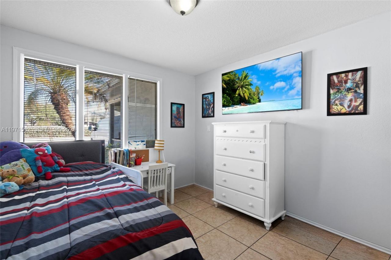 1526 SE Port St Lucie Blvd, Port Saint Lucie, FL 34952 Photo