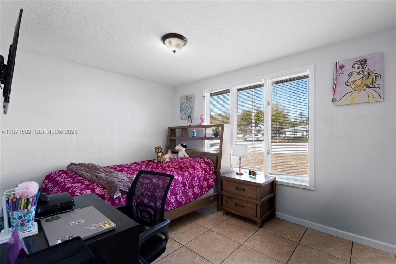 1526 SE Port St Lucie Blvd, Port Saint Lucie, FL 34952 Photo