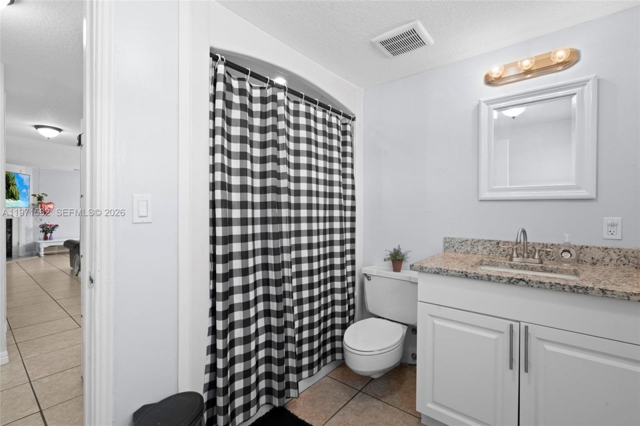 1526 SE Port St Lucie Blvd, Port Saint Lucie, FL 34952 Photo