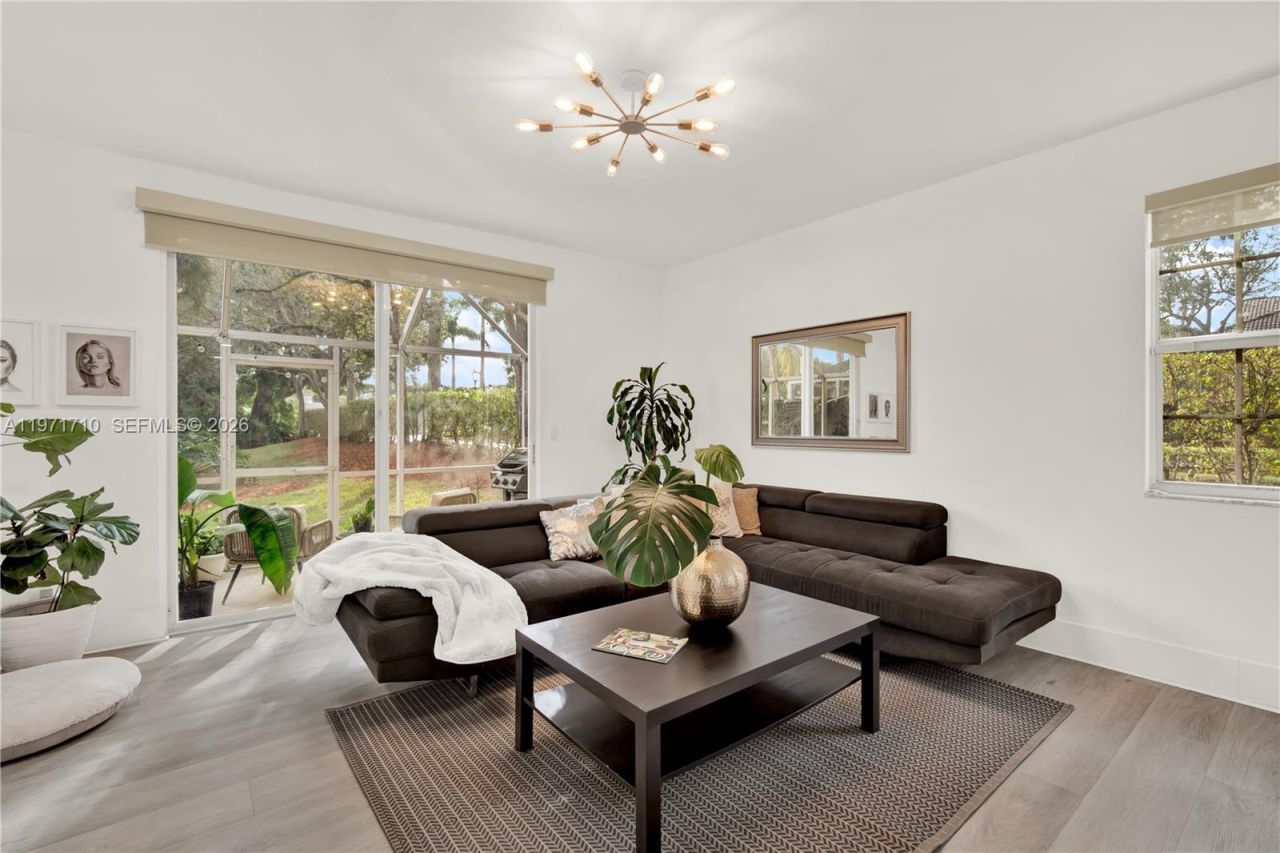 1516 Veracruz Ln, Unit 6-3, Weston, FL 33327 Photo