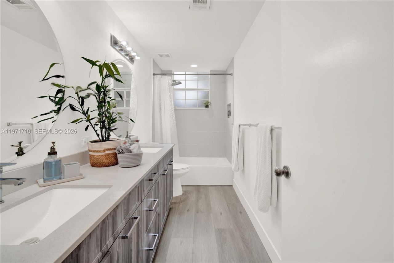 1516 Veracruz Ln, Unit 6-3, Weston, FL 33327 Photo