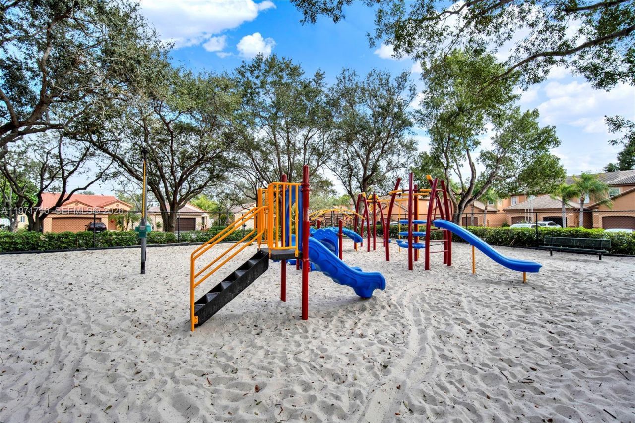 1516 Veracruz Ln, Unit 6-3, Weston, FL 33327 Photo