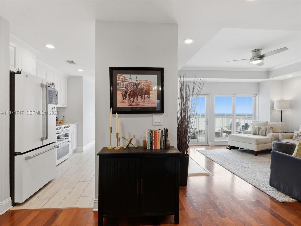 400 E Bay Street, Unit 1706, Jacksonville, FL 32202 Photo