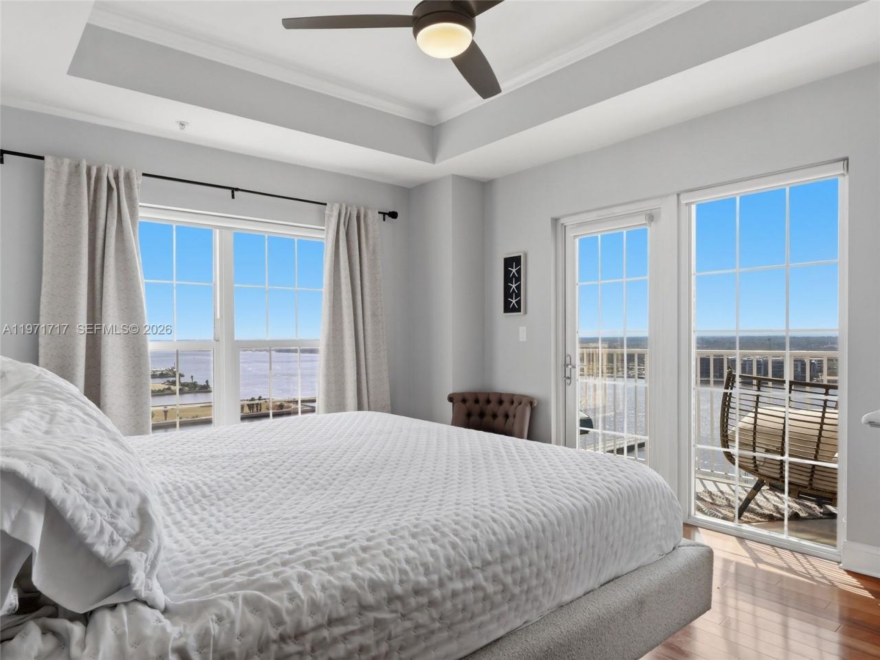 400 E Bay Street, Unit 1706, Jacksonville, FL 32202 Photo