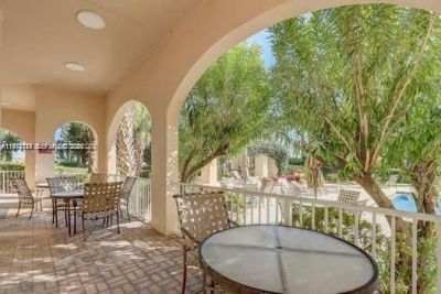 400 E Bay Street, Unit 1706, Jacksonville, FL 32202 Photo
