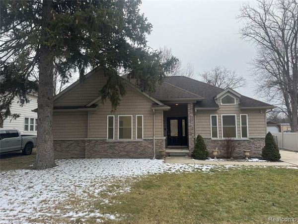 7949 Church Road, Grosse Ile Twp, MI 48138