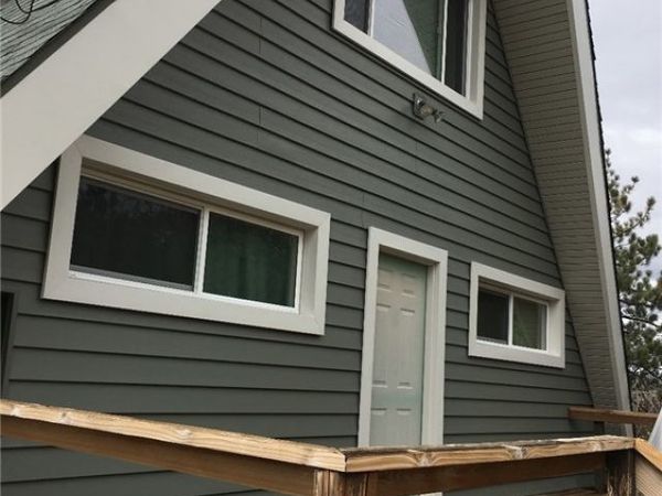 340 Bobcat Road, Green Valley Lake, CA 92314