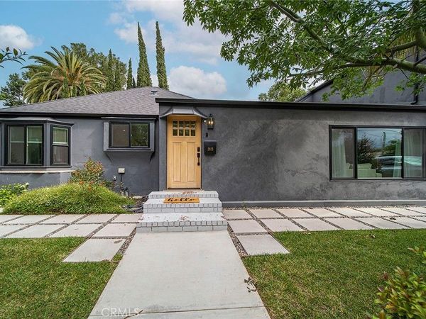 2925 W Oak, Burbank, CA 91505