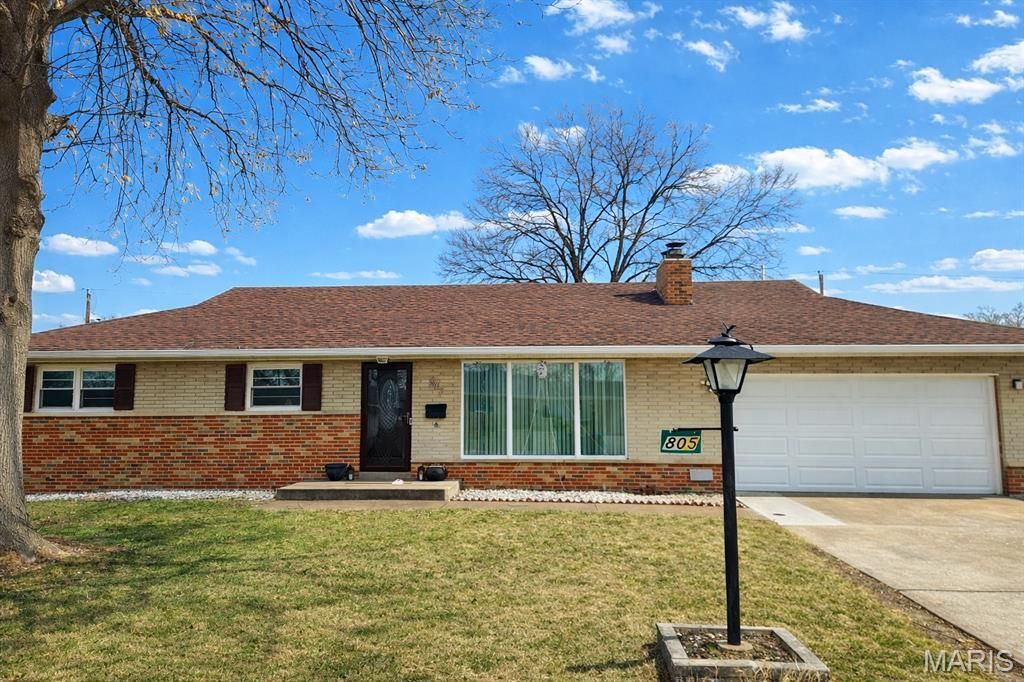 805 Westair Drive, Saint Louis, MO 63125 Main Photo