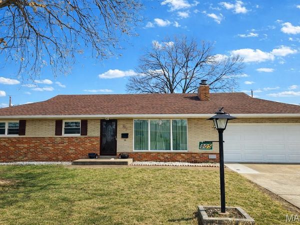 805 Westair Drive, St Louis, MO 63125