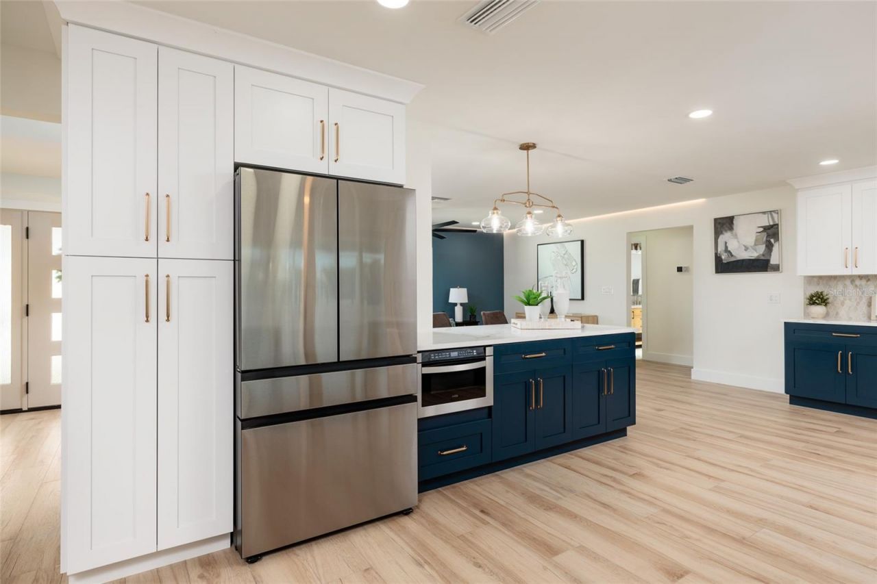 1985 Michigan Avenue Ne, Saint Petersburg, FL 33703 Photo