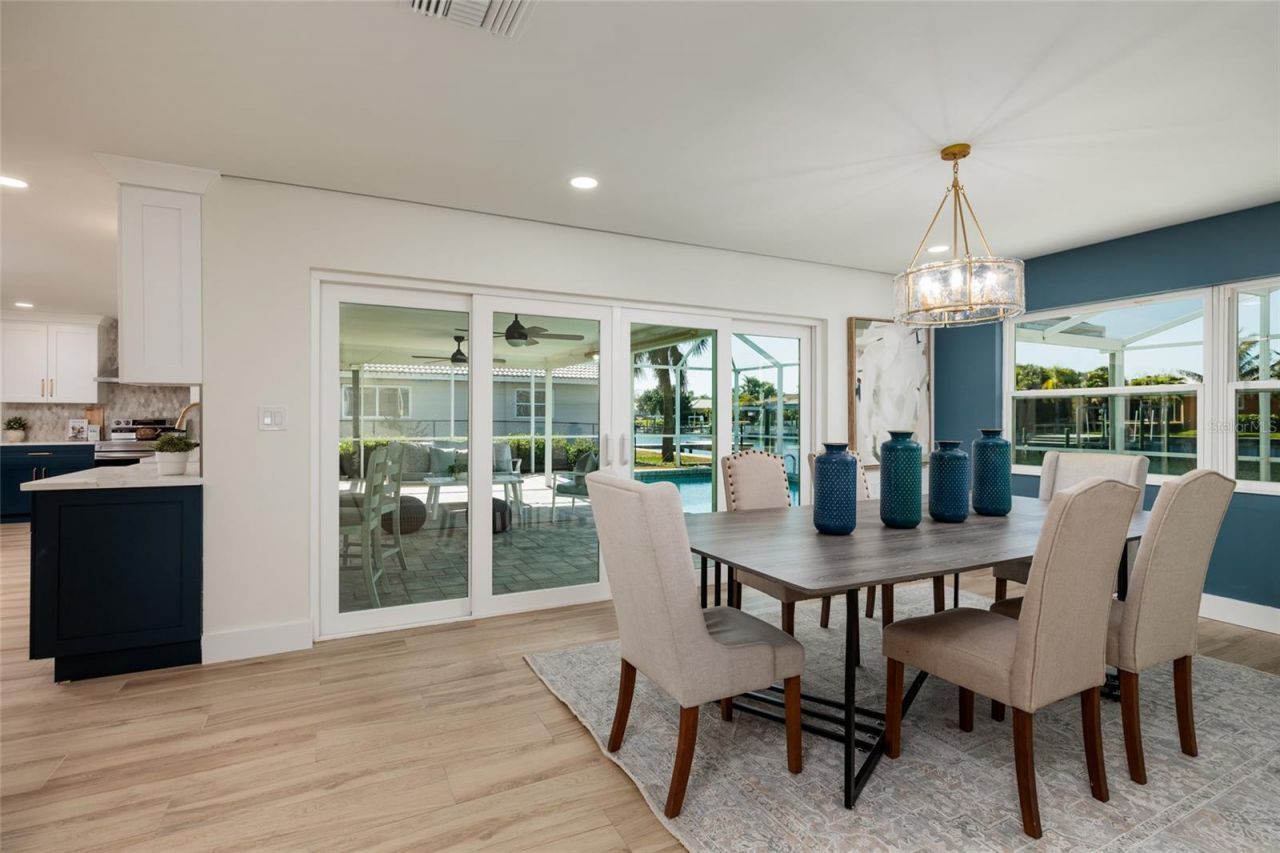 1985 Michigan Avenue Ne, Saint Petersburg, FL 33703 Photo