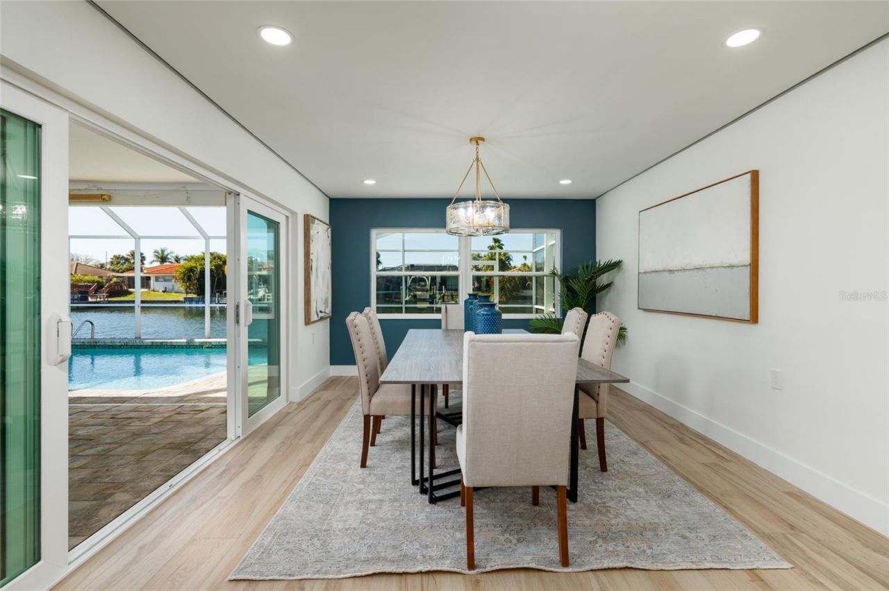 1985 Michigan Avenue Ne, Saint Petersburg, FL 33703 Photo