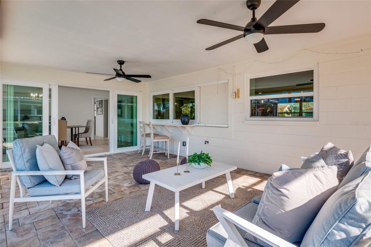 1985 Michigan Avenue Ne, Saint Petersburg, FL 33703 Photo