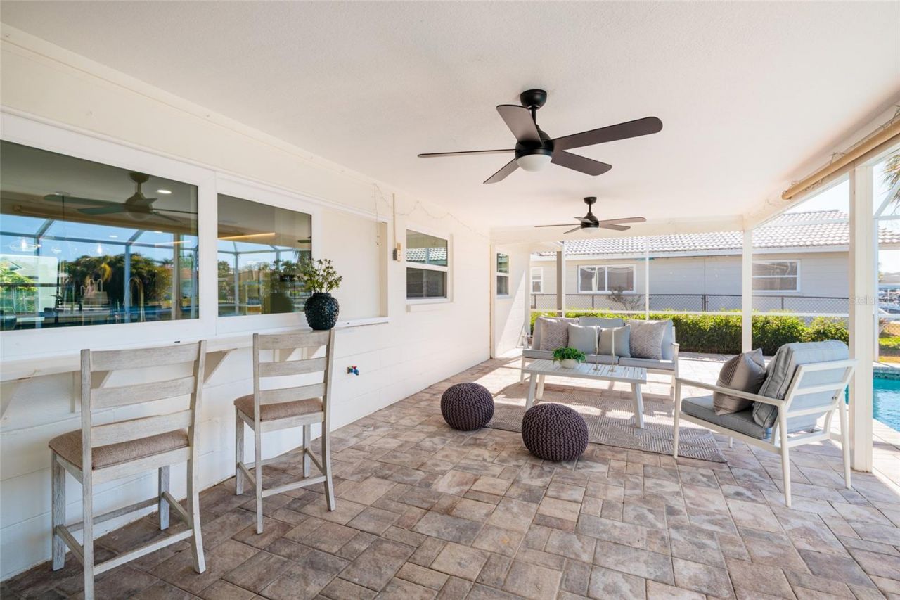 1985 Michigan Avenue Ne, Saint Petersburg, FL 33703 Photo