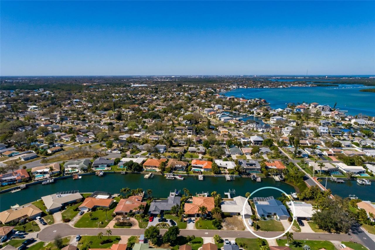 1985 Michigan Avenue Ne, Saint Petersburg, FL 33703 Photo