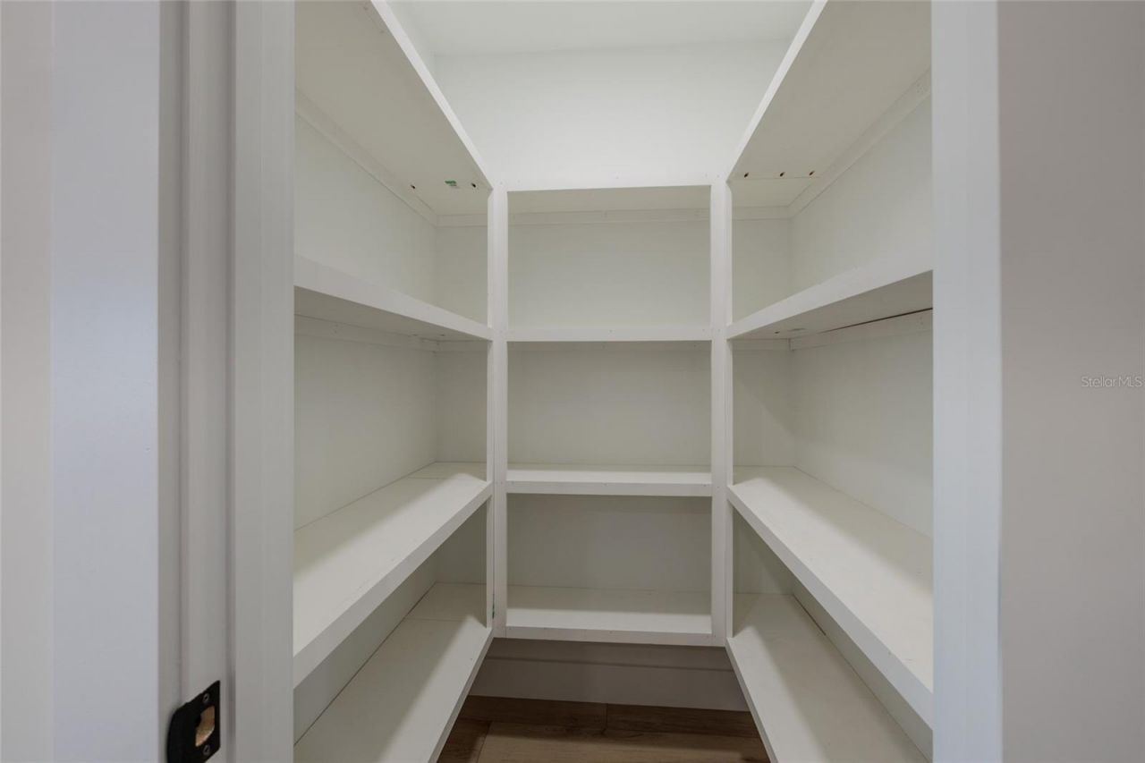 1985 Michigan Avenue Ne, Saint Petersburg, FL 33703 Photo