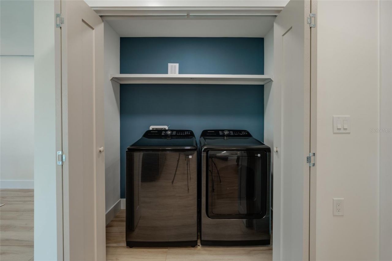 1985 Michigan Avenue Ne, Saint Petersburg, FL 33703 Photo