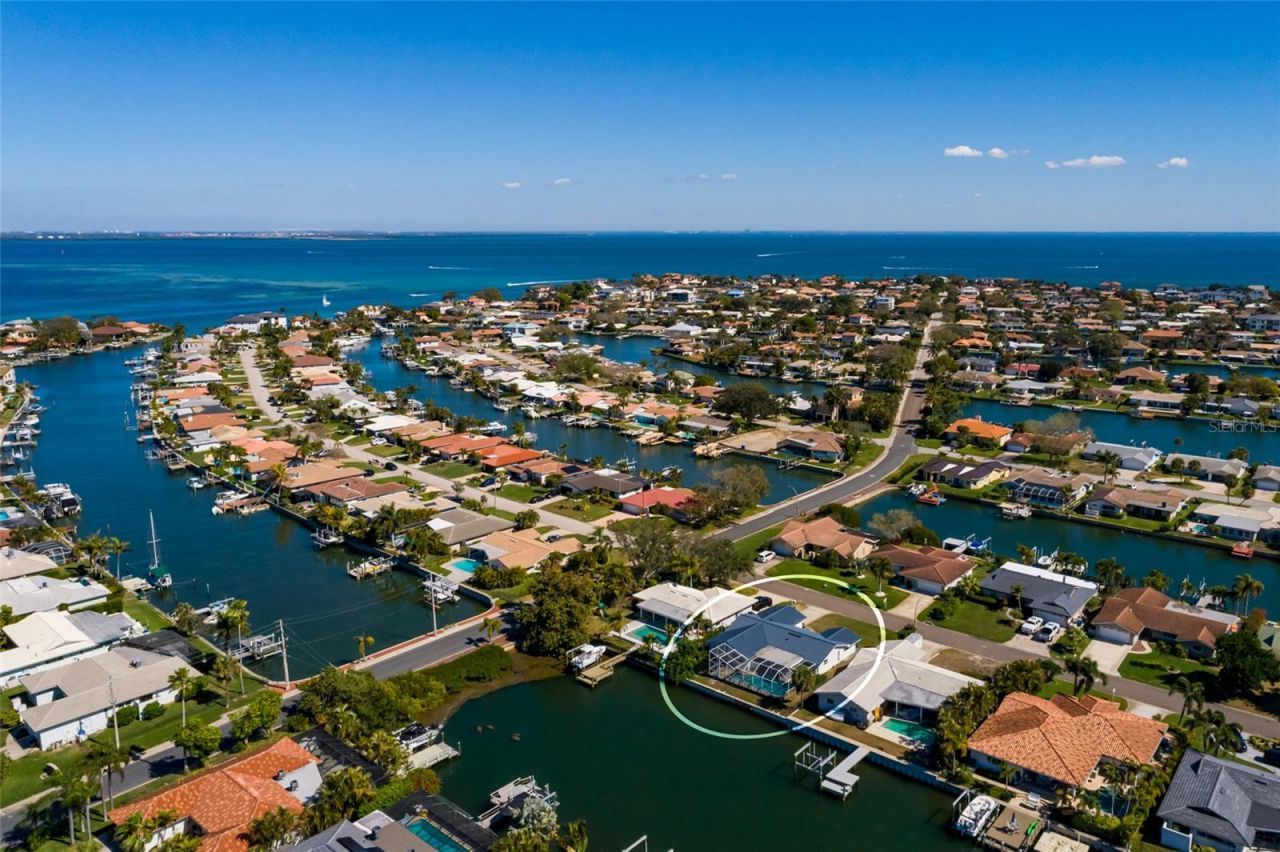 1985 Michigan Avenue Ne, Saint Petersburg, FL 33703 Photo