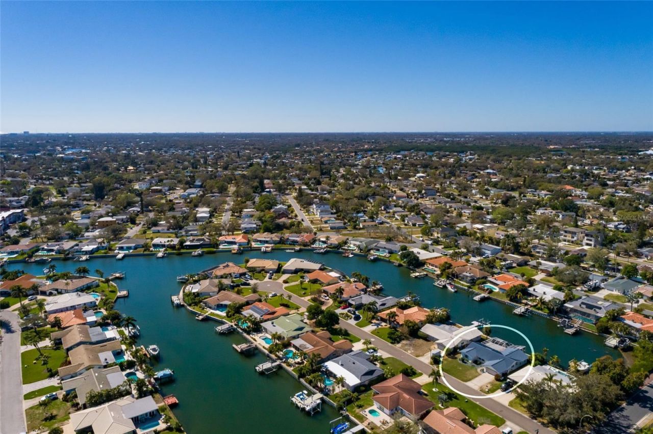 1985 Michigan Avenue Ne, Saint Petersburg, FL 33703 Photo