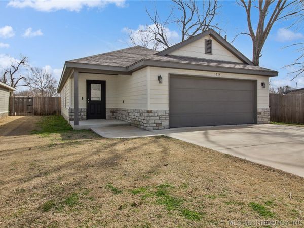 1114 N Osage Avenue , Claremore, OK 74017