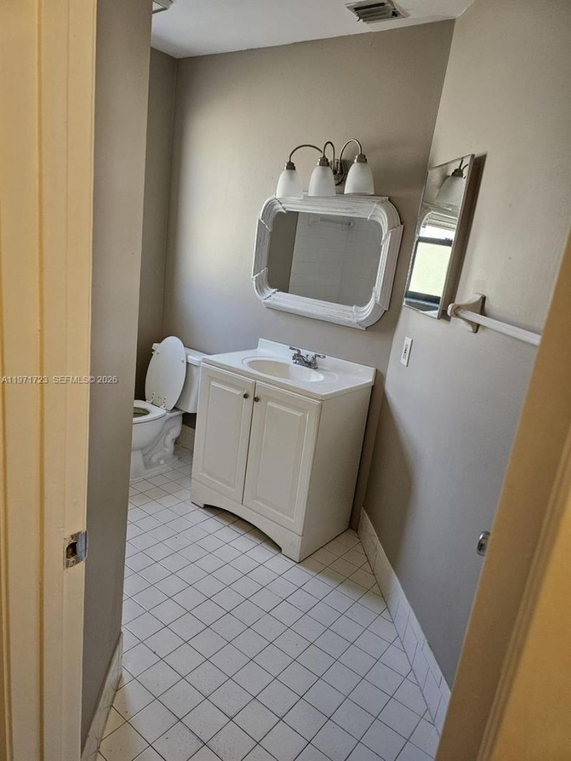 3520 NW 95th Ter , Unit 1U, Sunrise, FL 33351 Photo